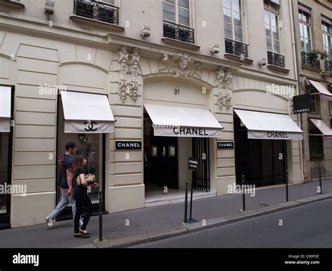 chanel 31 rue cambon paris logo|rue cambon Paris map.